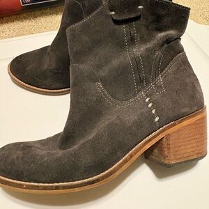Dolce Vita Dark Gray Suede Ankle Booties